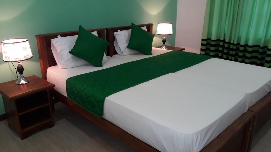 New Rani Inn Negombo Exterior photo