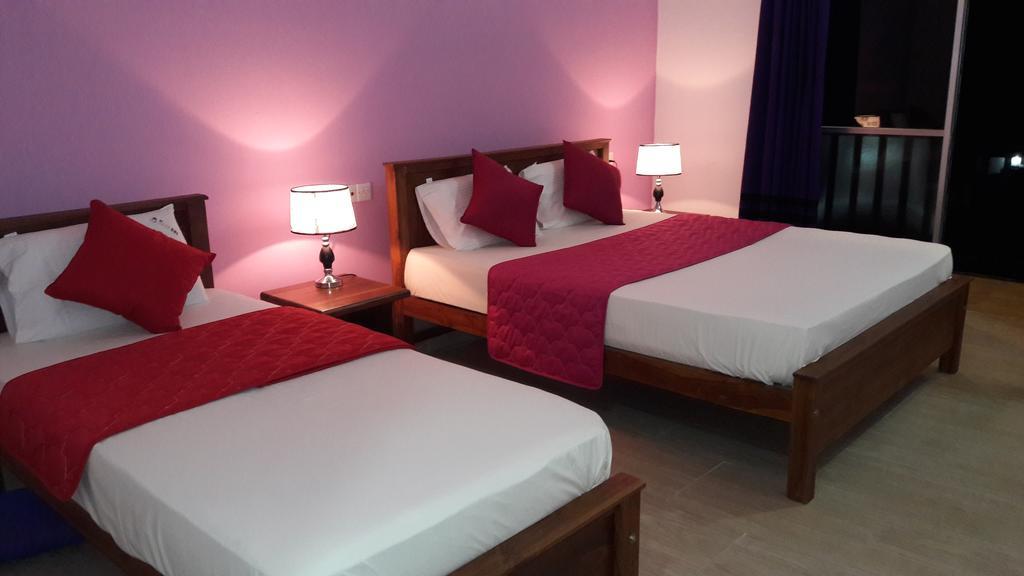 New Rani Inn Negombo Exterior photo