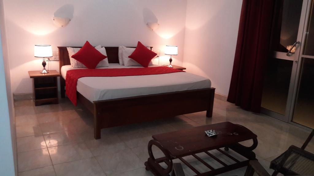 New Rani Inn Negombo Exterior photo